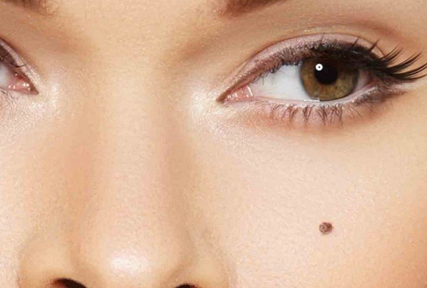 découvrez tout sur les grains de beauté avec poils en 2025 : causes, implications pour la santé, astuces d’observation et conseils pour leur surveillance. restez informé pour une peau saine !