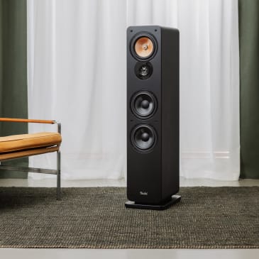 Hisense S5120Q et Party Thunder : un duel entre l&rsquo;élégance du home-cinéma et la puissance des basses festives !